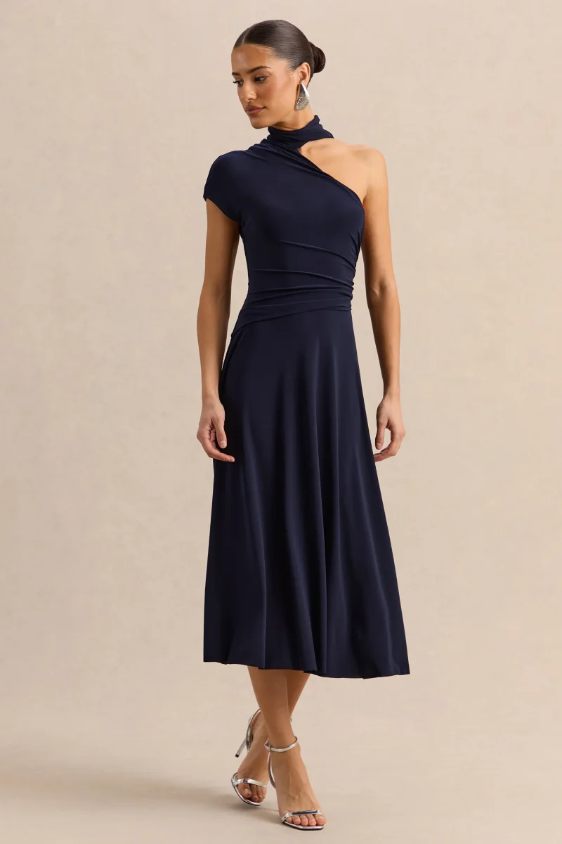 Lythara | Vestido Midi Azul Marino De Jersey Premium Con Escote Asimétrico Y Detalle Pañuelo - Imagen 5