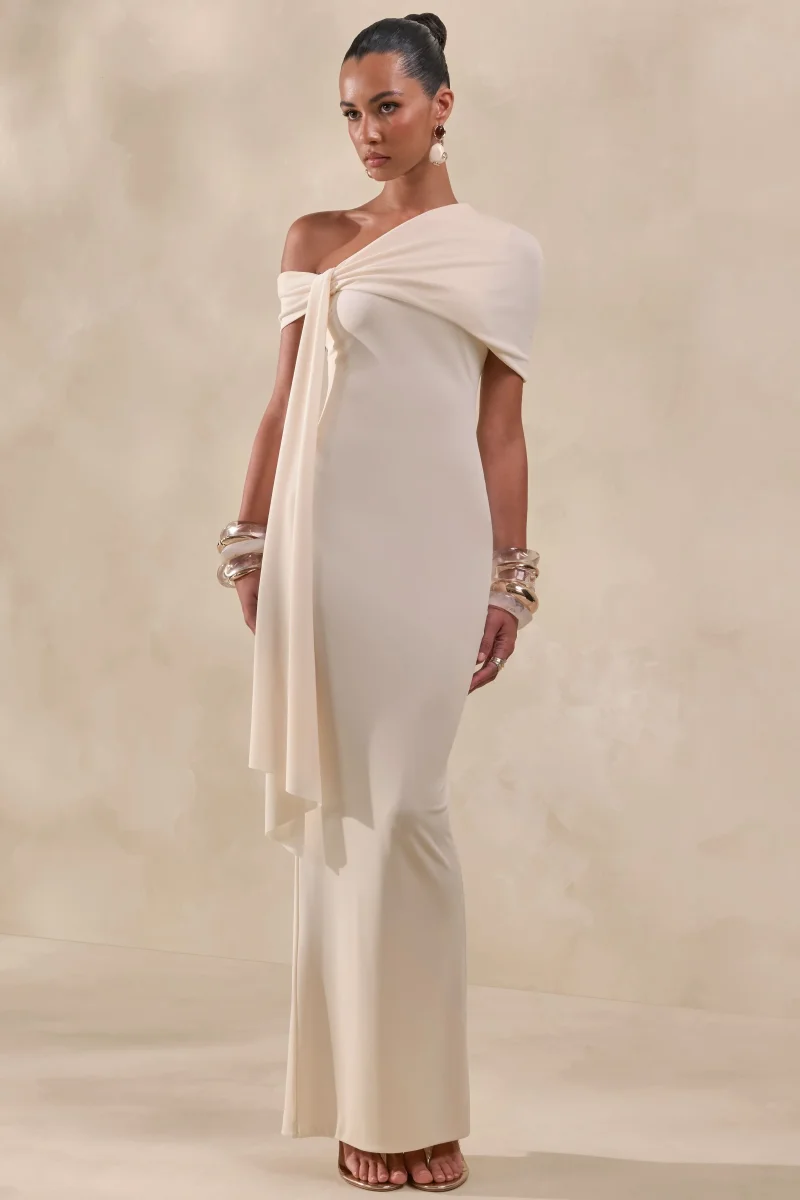 Esalina | Vestido Largo Crema De Cuello Asimétrico Con Faja - Imagen 5