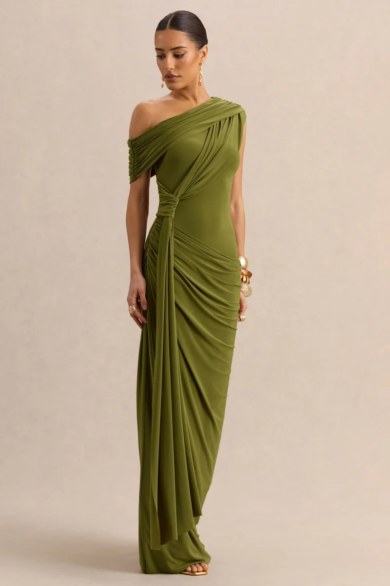 Avialee | Vestido Largo Verde de Escote Asimétrico con Detalle Drapeado y Fajín - Imagen 7