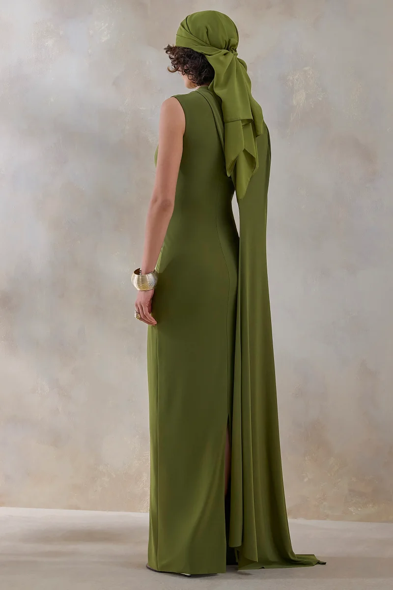 Isdelia | Vestido Largo Verde Con Escote Asimétrico Y Manga Capa - Imagen 3