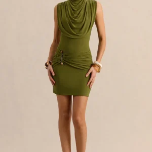 Flarissa | Vestido Corto Verde Con Escote Redondo, Detalle Dorado Y Detalle Drapeado