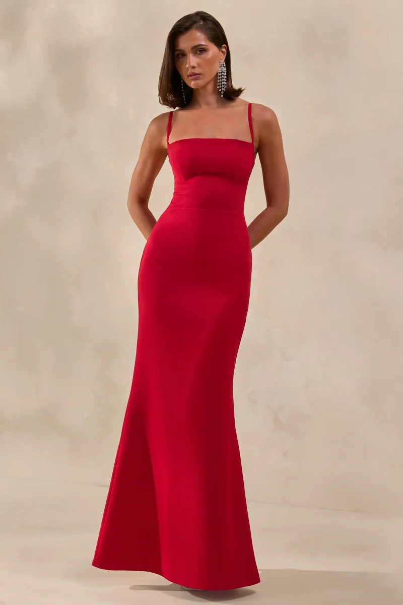 Zavira | Vestido Largo Rojo de Escote Cuadrado - Imagen 5