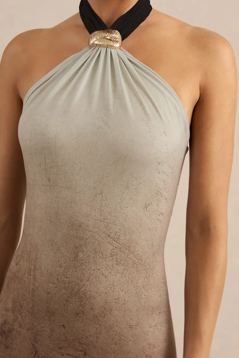 Thera | Vestido Largo Halter Ombre Marrón Con Detalle Dorado - Imagen 7