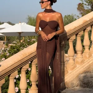 Ursa | Vestido Largo Marrón Bandeau Con Detalle De Pañuelo Y Fruncido