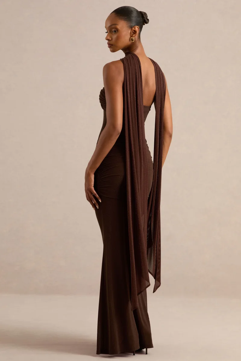Ursa | Vestido Largo Marrón Bandeau Con Detalle De Pañuelo Y Fruncido - Imagen 5