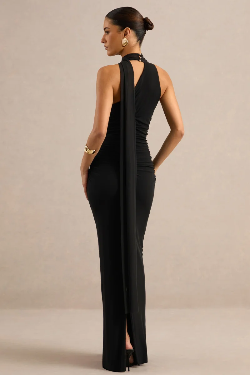 Gelsey | Vestido Largo Negro Con Cuello Asimétrico Y Pañuelo - Imagen 4