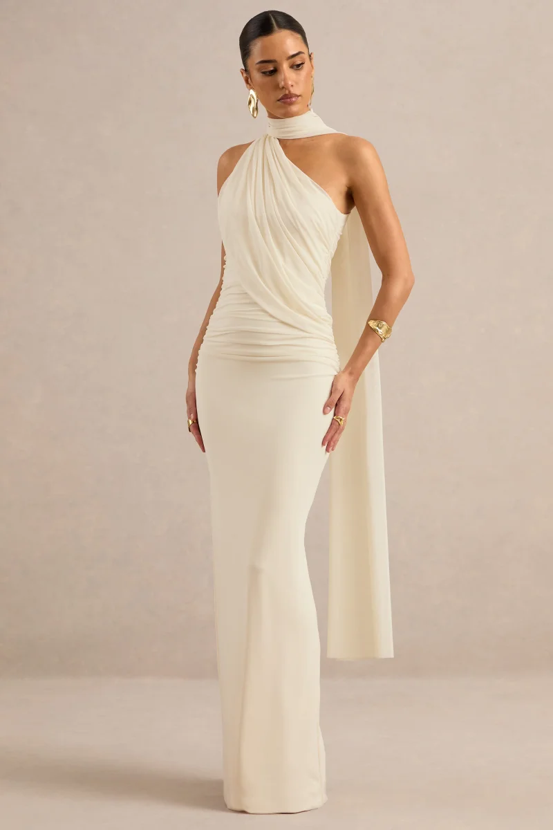 Gelsey | Vestido Largo Crudo De Cuello Asimétrico Con Pañuelo - Imagen 5