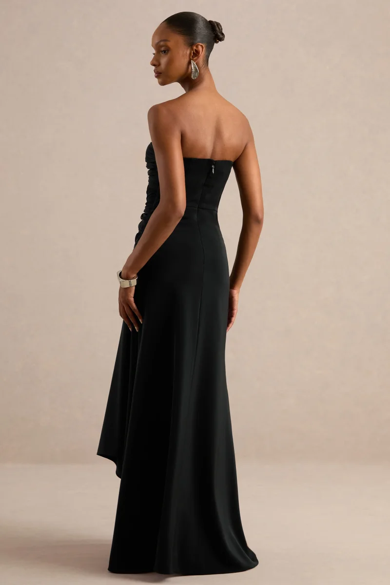 Alinae | Vestido Largo Negro De Satén Con Escote Palabra De Honor Y Aberturas En El Cuerpo - Imagen 3