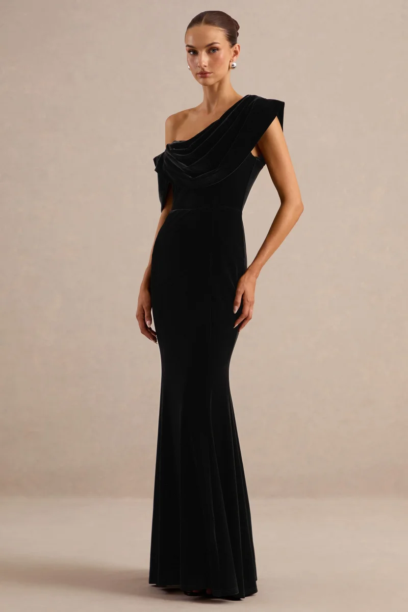Delara | Vestido Largo Negro De Terciopelo Con Cuello Asimétrico Y Cola De Sirena - Imagen 4