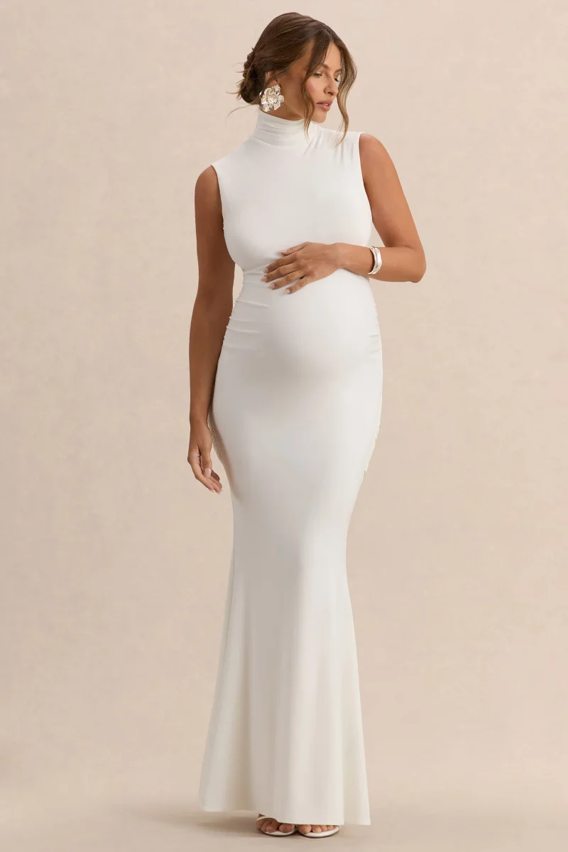 Saffira | Vestido Largo Blanco de Cuello Alto Premamá con Detalle Drapeado - Imagen 6