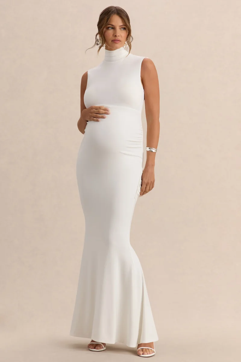 Saffira | Vestido Largo Blanco de Cuello Alto Premamá con Detalle Drapeado - Imagen 7