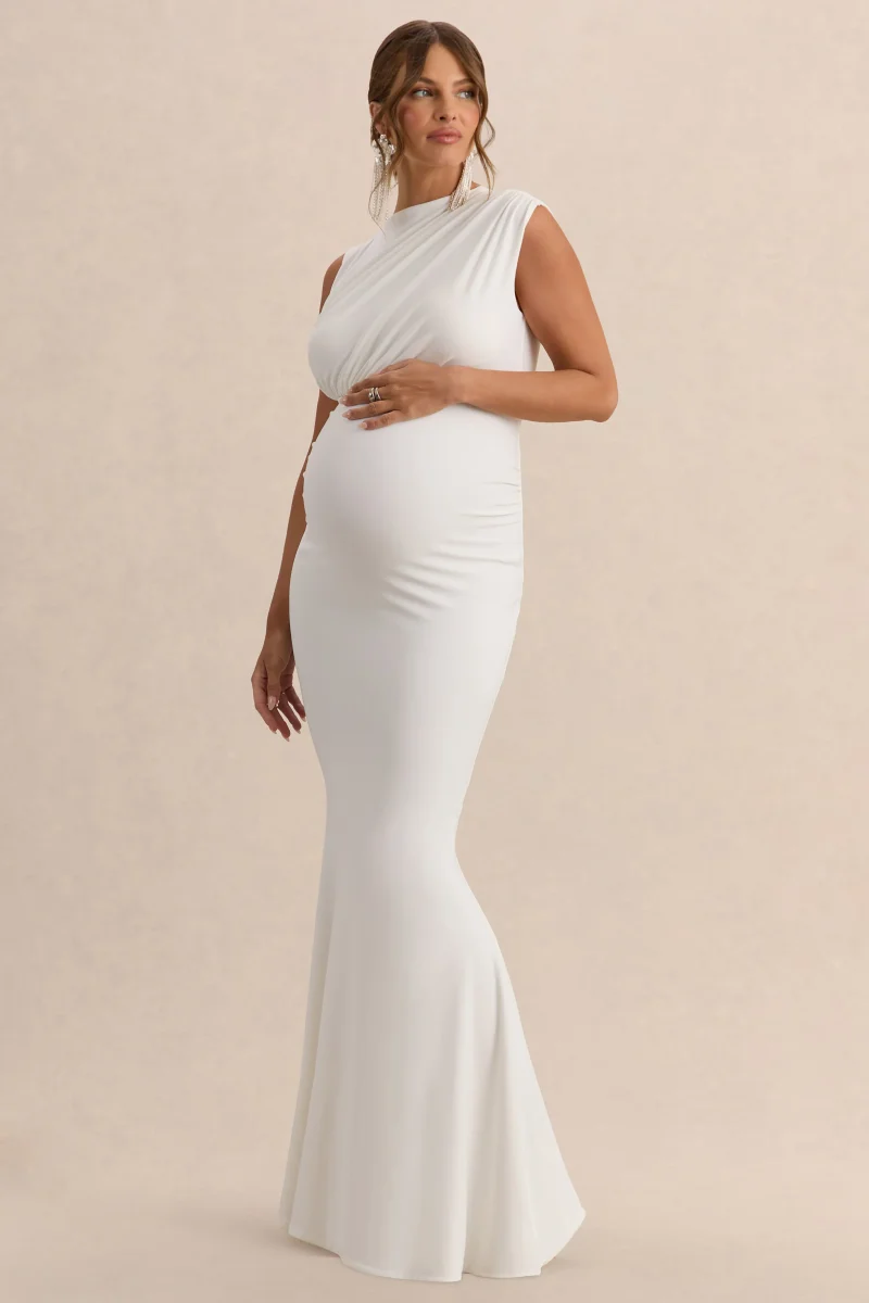 Osanna | Vestido Largo Premamá Blanco De Jersey Elástico Premium Con Escote Amplio Y Detalle Fruncido - Imagen 6