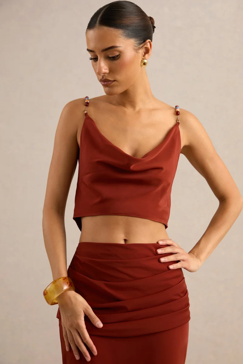Anina | Top Crop Naranja Óxido De Satén Con Escote Cowl - Imagen 6
