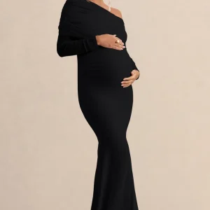 Ianthe | Vestido Largo Premamá Negro Con Escote Asimétrico Y Mangas Largas De Malla