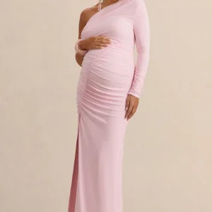 Cassiana | Vestido Largo Premamá Rosa Claro Con Escote Asimétrico Y Abertura Delantera Alta