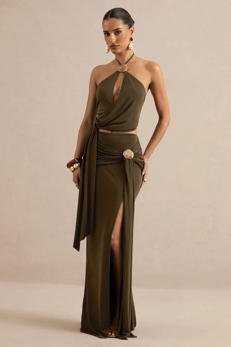 Liviana | Top caqui con escote halter, detalle fruncido y detalle dorado - Imagen 6
