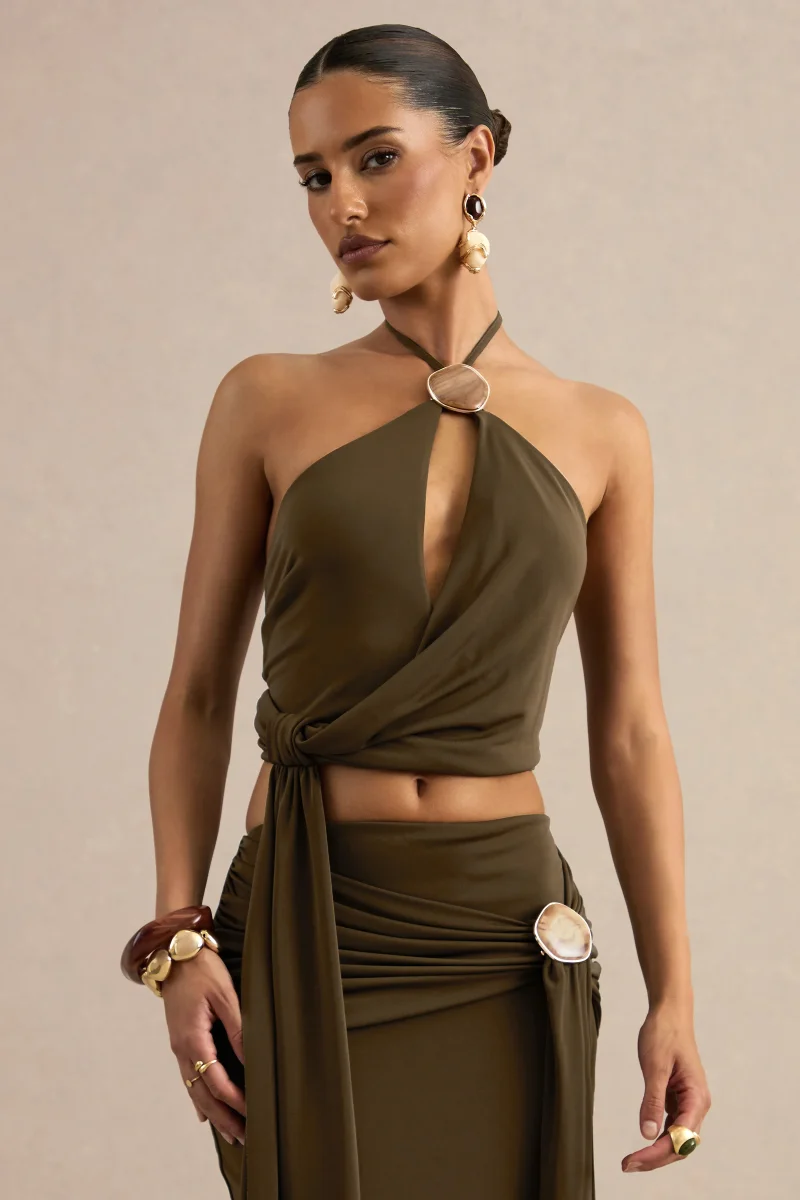 Liviana | Top caqui con escote halter, detalle fruncido y detalle dorado - Imagen 4