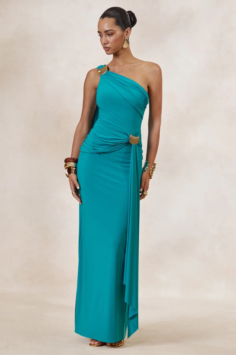 Sariah | Vestido Largo Verde Azulado Con Escote Asimétrico, Fruncido Y Detalles Dorados - Imagen 6