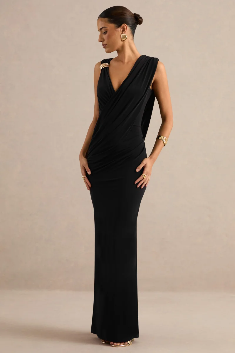 Tahlia | Vestido Largo Negro De Escote Pico Con Drapeado Y Detalle Dorado - Imagen 4