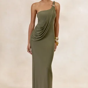Clarin | Vestido largo color oliva con escote asimétrico, detalle fruncido y detalle dorado