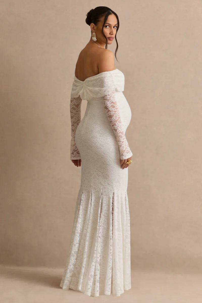 Valleria | Vestido Maxi Premamá Blanco De Encaje Con Escote Bardot Y Mangas Campana - Imagen 3