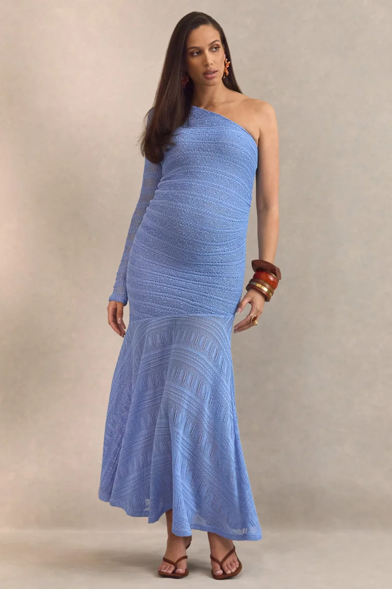 Xavia | Vestido Maxi Premamá Azul Con Escote Asimétrico Y Falda Transparente - Imagen 6