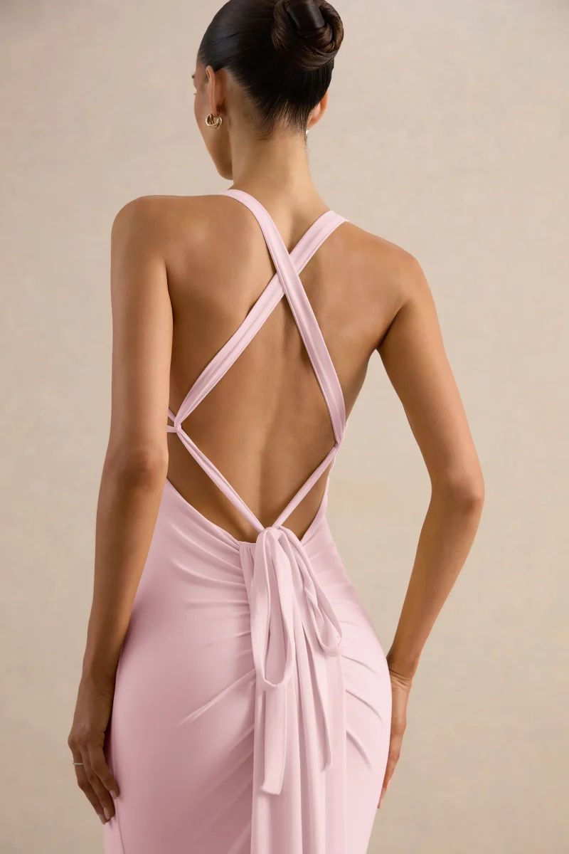 Goldiea | Vestido largo rosa claro con cuello halter y silueta de cola de sirena - Imagen 7