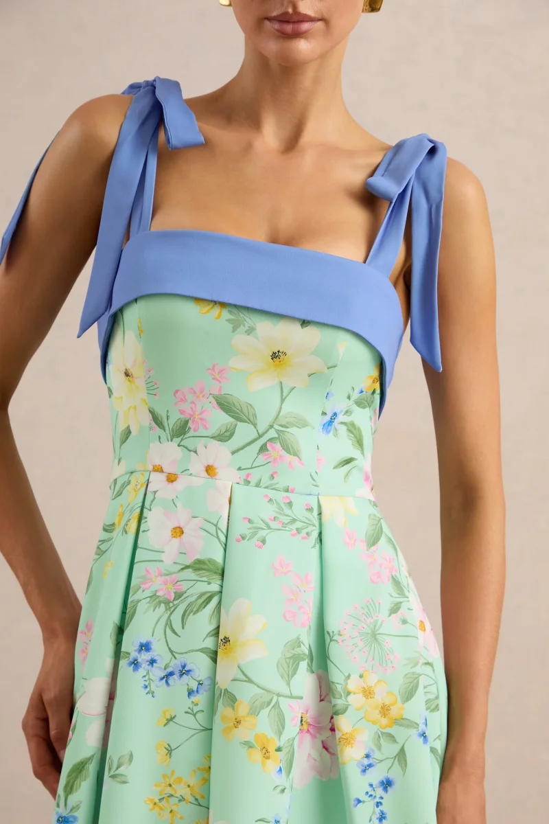 Marlisa | Vestido Midi Estampado Floral Verde Menta Con Escote Cuadrado Y Tirantes Con Lazos - Imagen 7