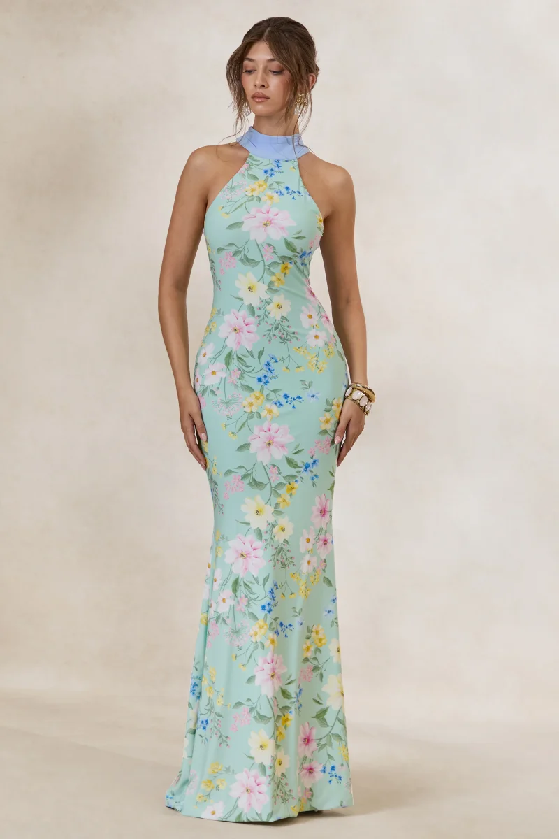 Inarah | Vestido Largo Verde Menta Con Estampado Floral, Escote Alto Y Detalle De Pañuelo - Imagen 2