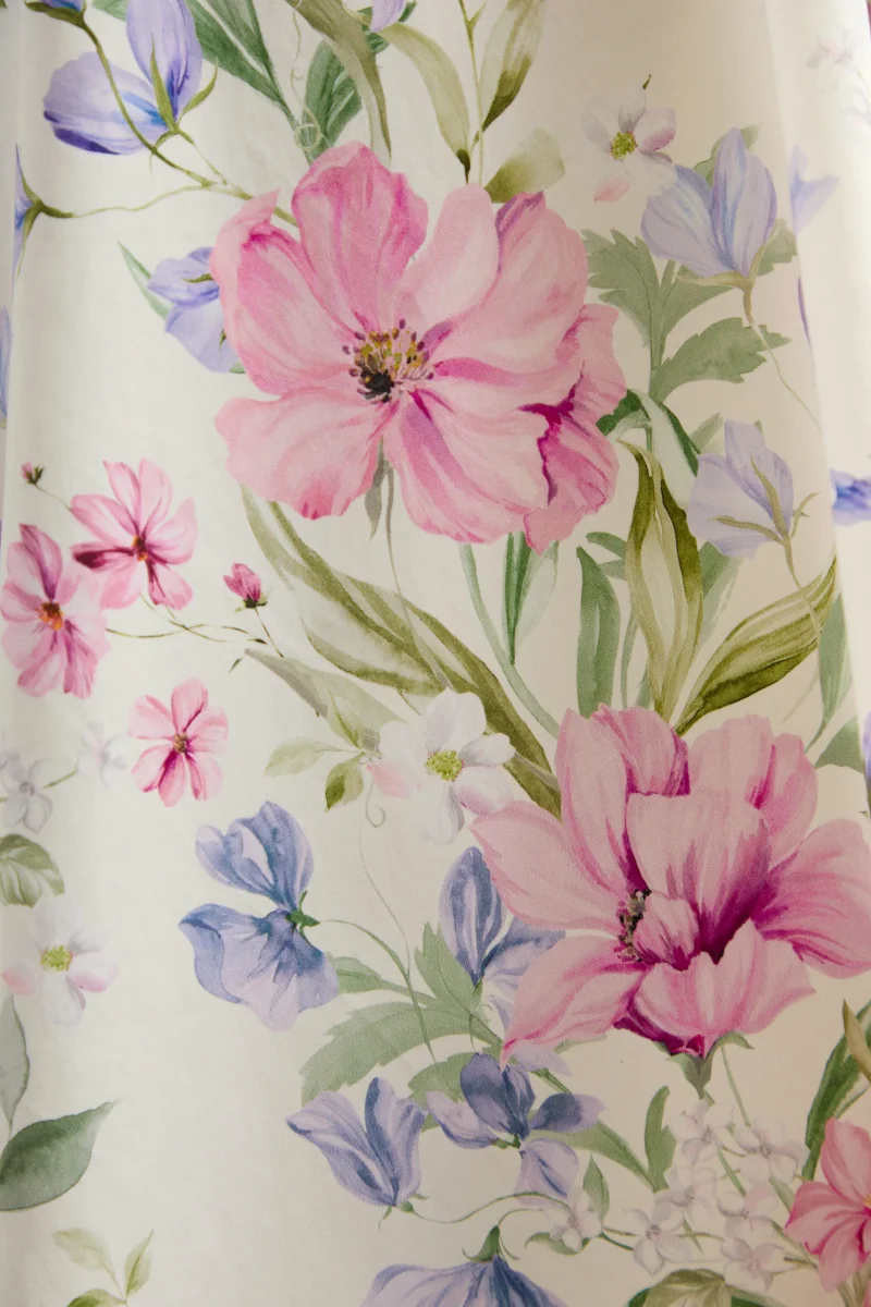 Viviette | Vestido Midi Color Crema Con Estampado Floral Y Cuello Camisero - Imagen 8