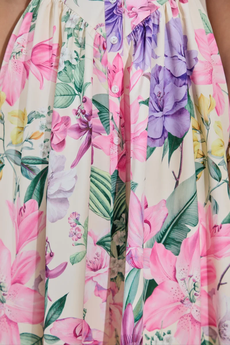 Maila | Vestido Midi con Estampado Floral sobre Base Crema y Escote Halter con Cuello - Imagen 7