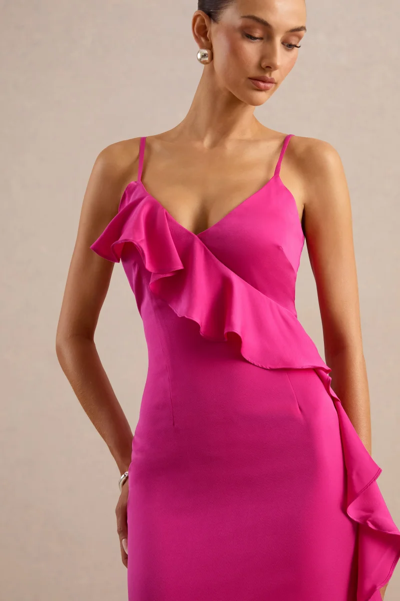 Marcelina | Vestido Largo Fucsia De Satén Con Escote En V Y Volantes - Imagen 5