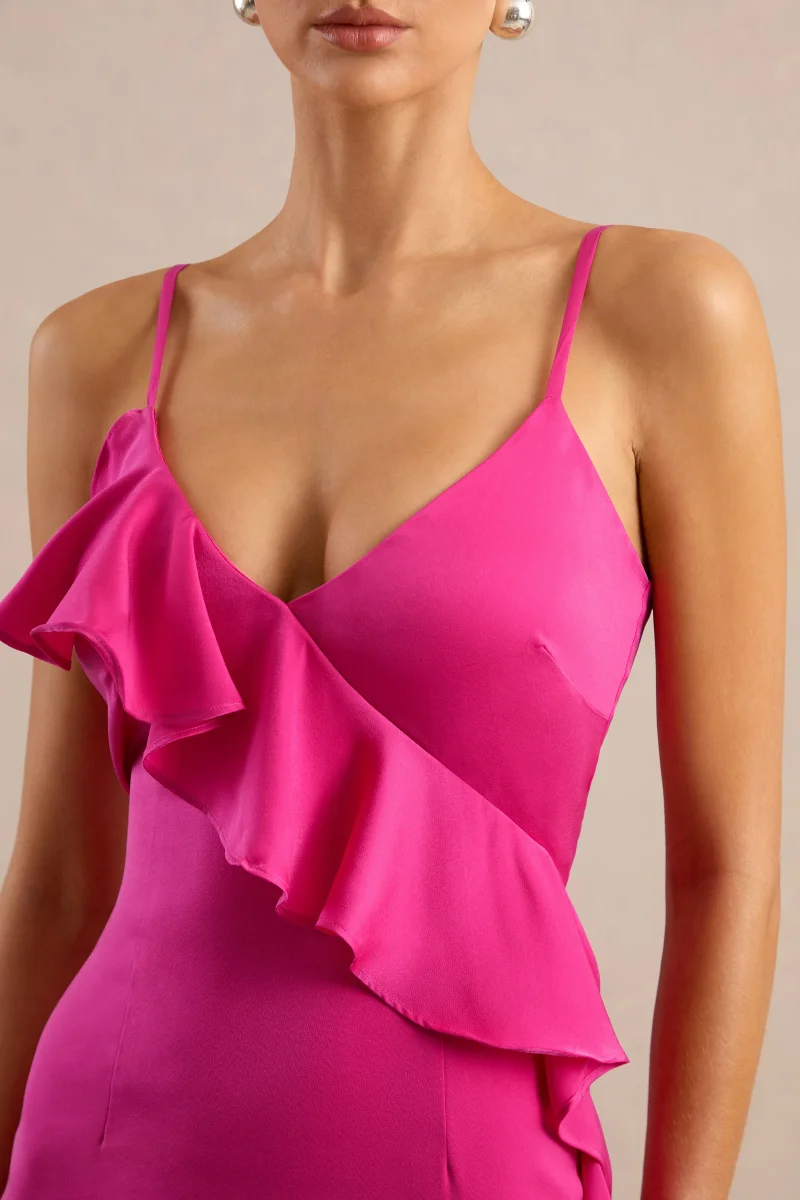 Marcelina | Vestido Largo Fucsia De Satén Con Escote En V Y Volantes - Imagen 7