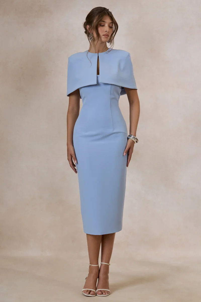 Celandia | Vestido Midi Azul Claro Con Capa Desmontable - Imagen 9