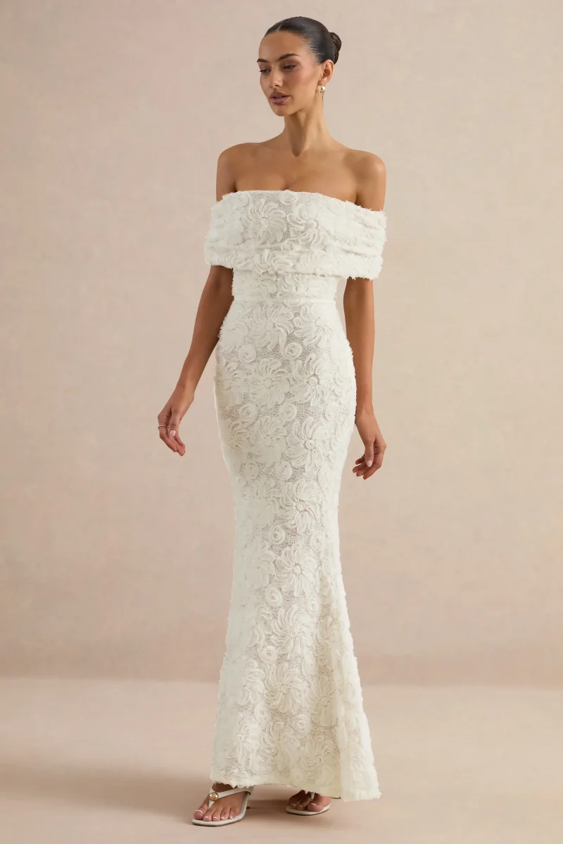 Xara | Vestido Largo Blanco De Encaje Con Escote Bardot - Imagen 4