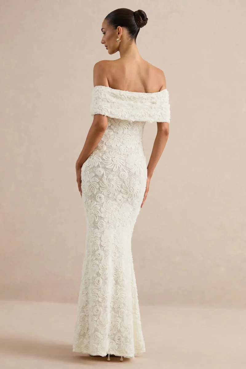 Xara | Vestido Largo Blanco De Encaje Con Escote Bardot - Imagen 3