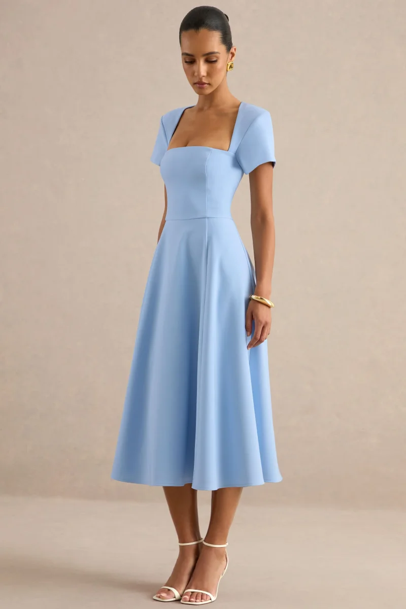Donia | Vestido Midi Azul Claro De Línea A Con Escote Cuadrado - Imagen 6