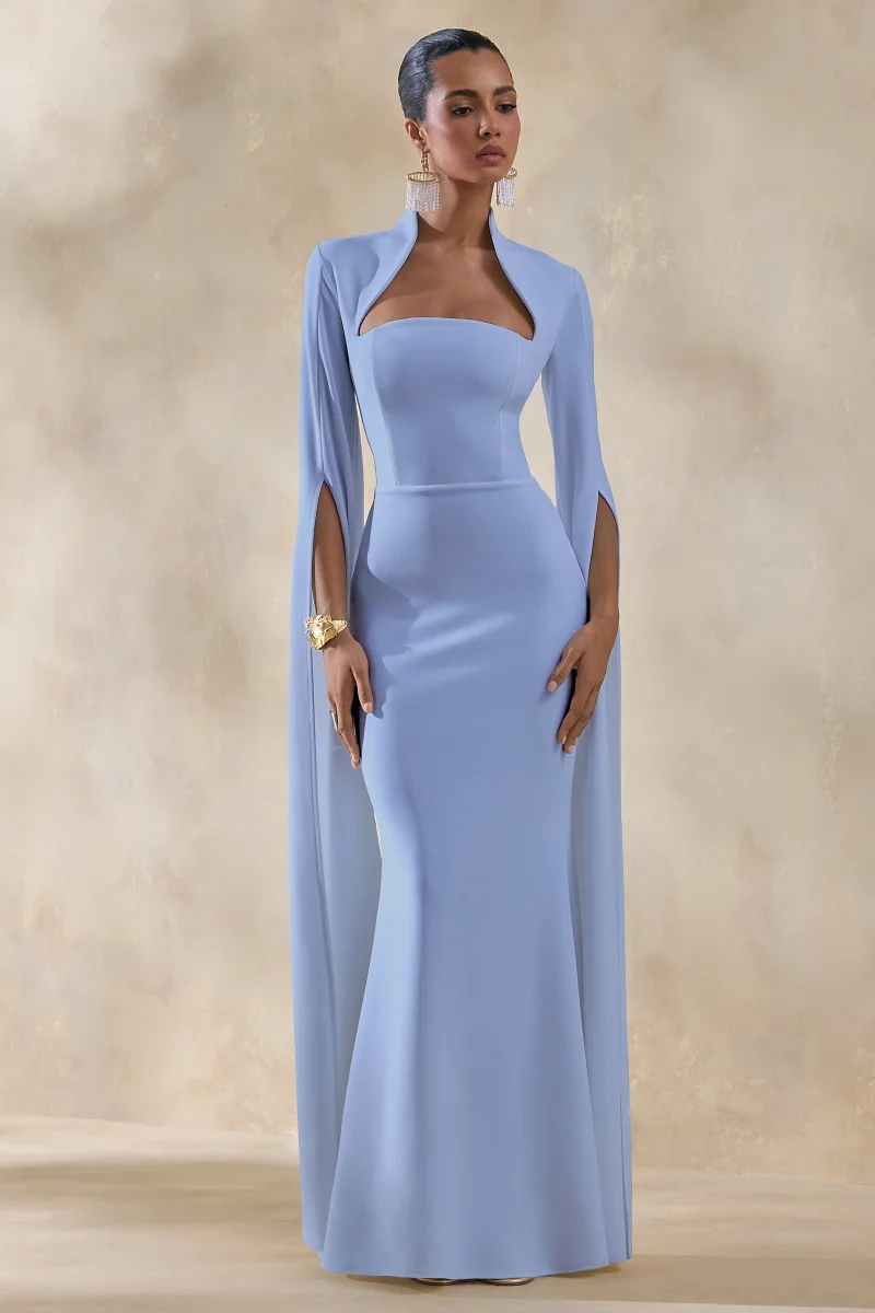 Esme | Vestido Largo Azul Claro Con Escote Cuadrado Y Mangas Capa - Imagen 6