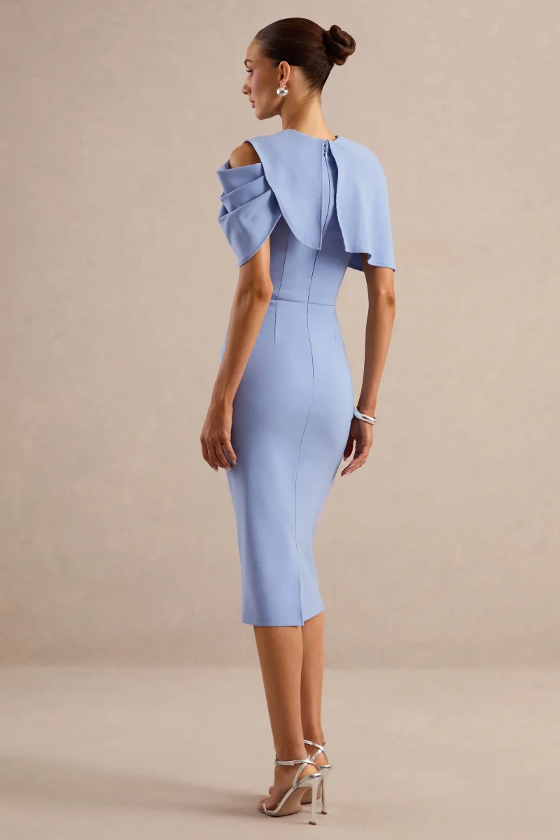 Dorothea | Vestido Midi Azul Drapeado Con Capa - Imagen 3