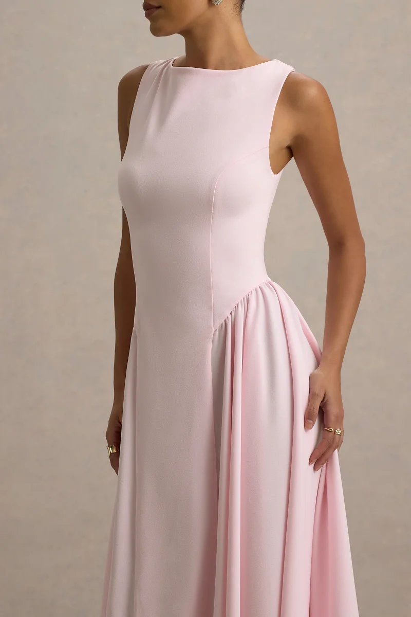 Muriel | Vestido Midi Rosa Cuello Barco Con Bajo Voluminoso - Imagen 5