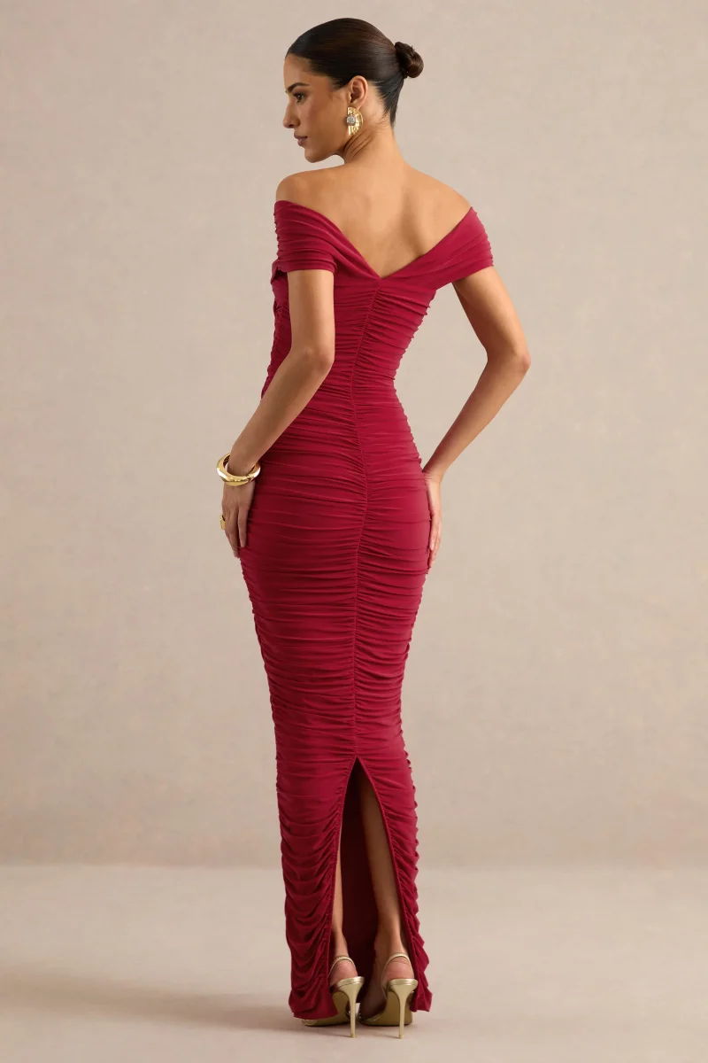 Evelora | Vestido Largo Rojo De Escote Bardot Cruzado Con Detalles Fruncidos - Imagen 3