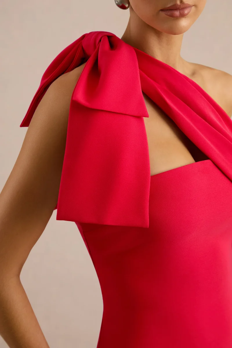 Adara | Vestido largo rojo con escote asimétrico y detalle de lazo - Imagen 8