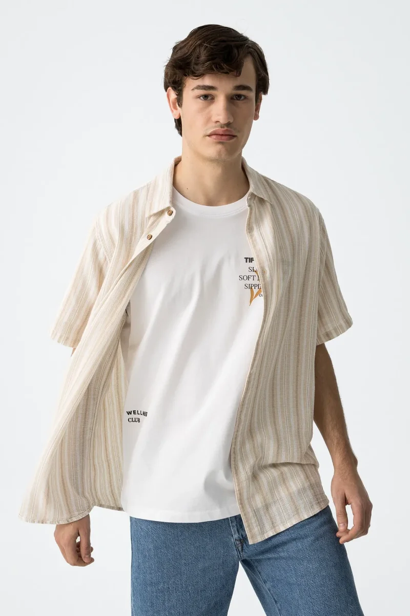 Camisa de Rayas Beige Hombre