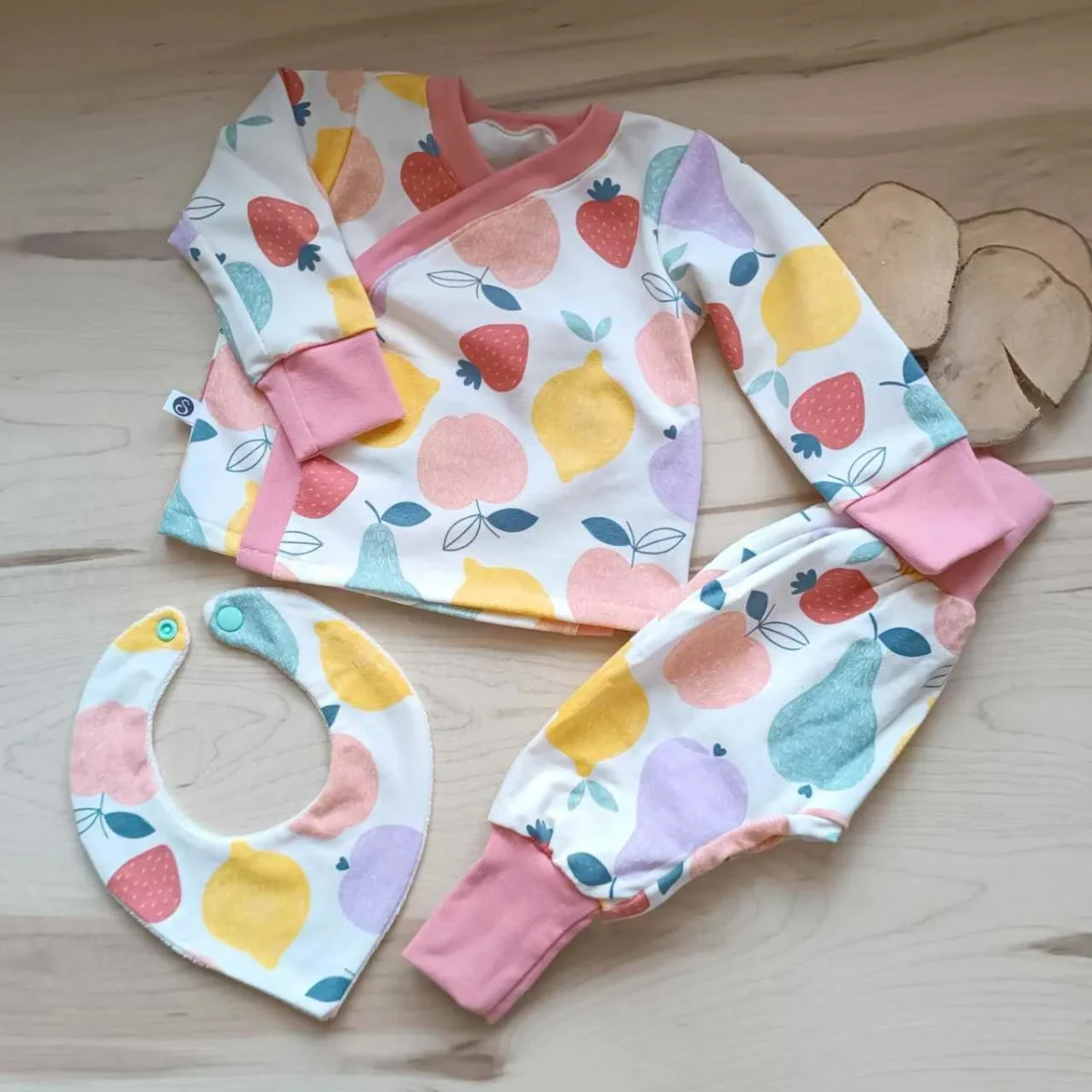 Canastilla para bebe de frutas