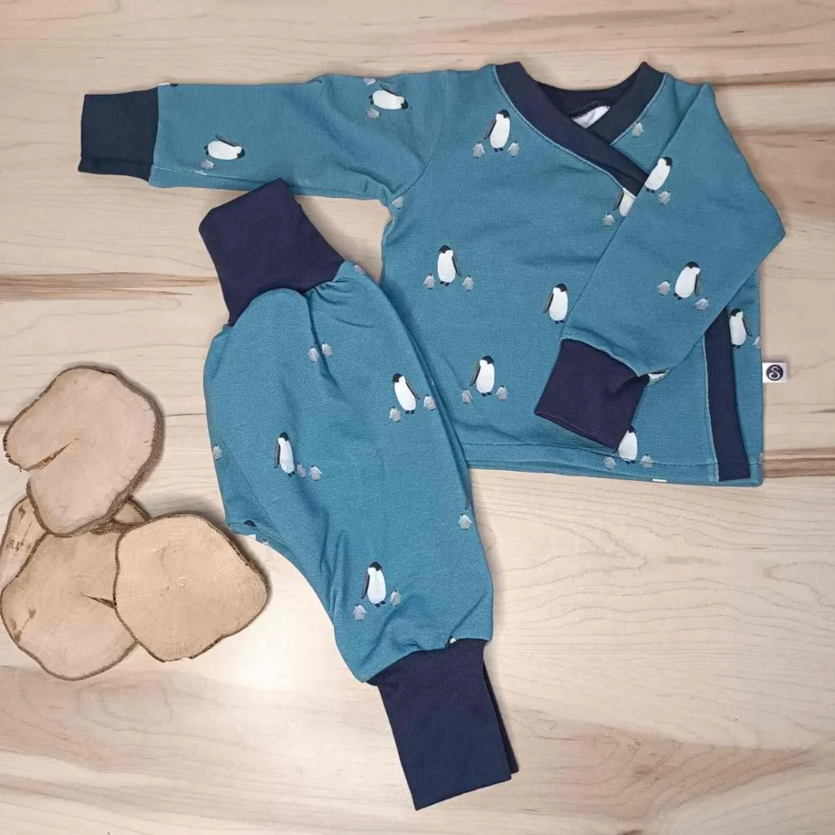 Conjunto artesanal para bebé 0-12 meses - Imagen 2