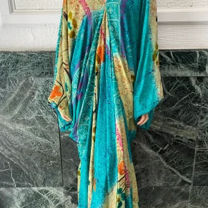 Vestido pelícano 143