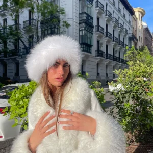 Gorro zorro y visón blanco