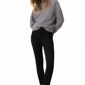 Pantalón Slim Rayas
