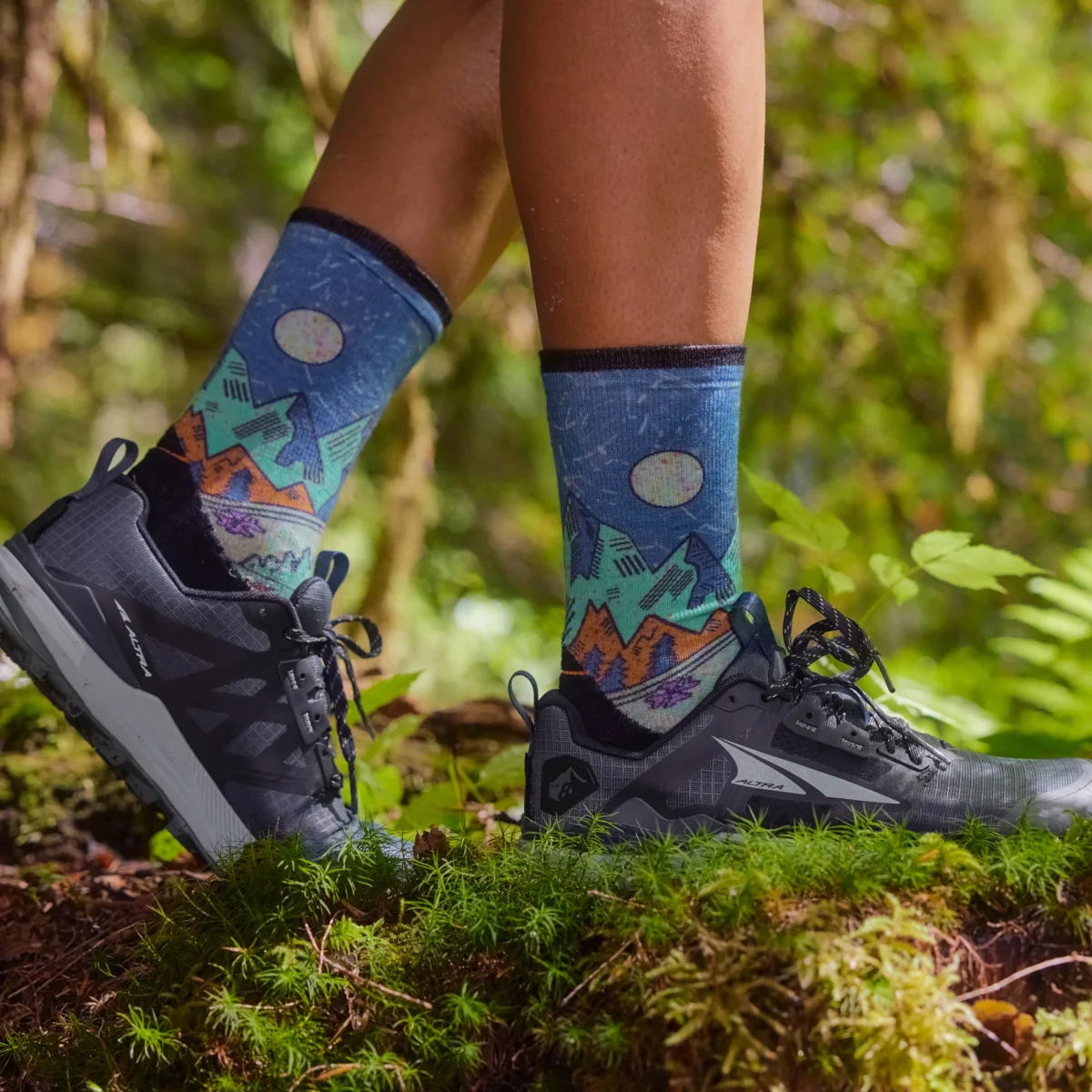 Trail-Laufsocken Targeted Cushion Crew mit Mountain-Print für Damen - Imagen 3