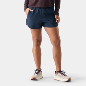 Active 3″ Shorts mit Innenhose für Damen